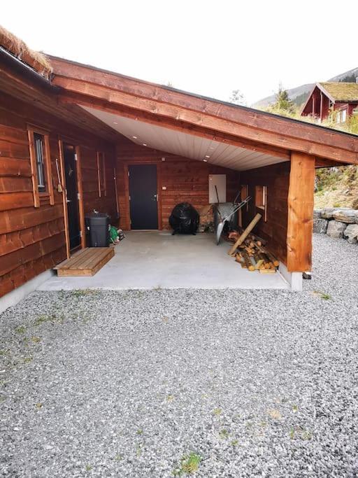 Cabin In Beautiful Surroundings At Harpefossen Nordfjordeid Eksteriør bilde