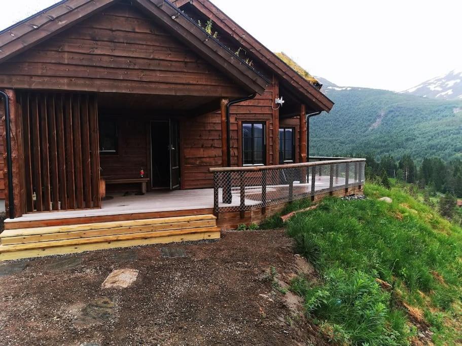 Cabin In Beautiful Surroundings At Harpefossen Nordfjordeid Eksteriør bilde